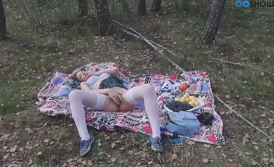 Lonely Girl Solo Outdoor Masturbation